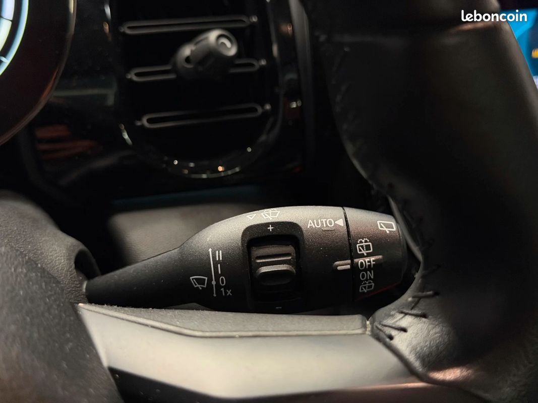 MINI COOPER 1.5 136ch BVA CAMDEN / TOIT OUVRANT / LED INTERIEUR (image 20)