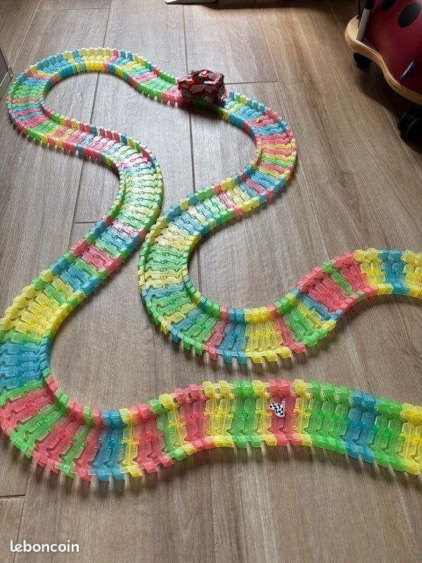 Circuit voiture magic track (image 1)