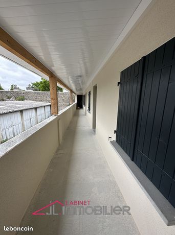 https://img.leboncoin.fr/api/v1/lbcpb1/images/d1/c1/06/d1c1069afef2f7cb750743d21194cd55cd5b17d2.jpg?rule=ad-image