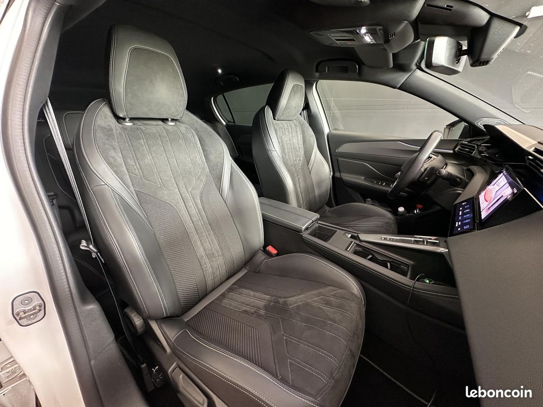 PEUGEOT 308 III GT - 1.2i 130ch - BV EAT8 - GARANTIE 12 MOIS (image 14)