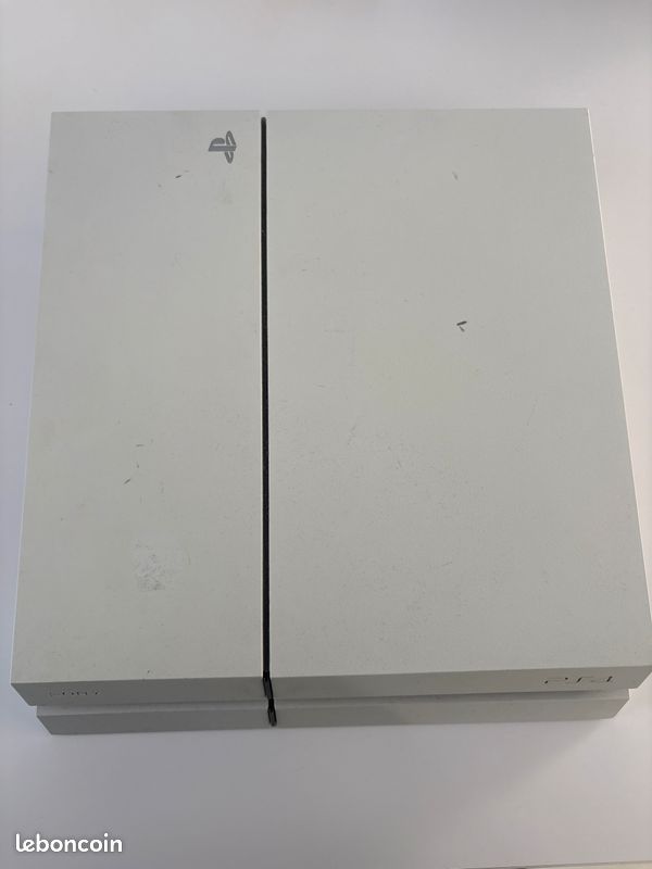 Vente PS4 slim Blanche (image 2)