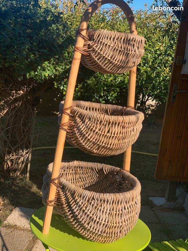 Panier pour légumes en rotin (image 1)