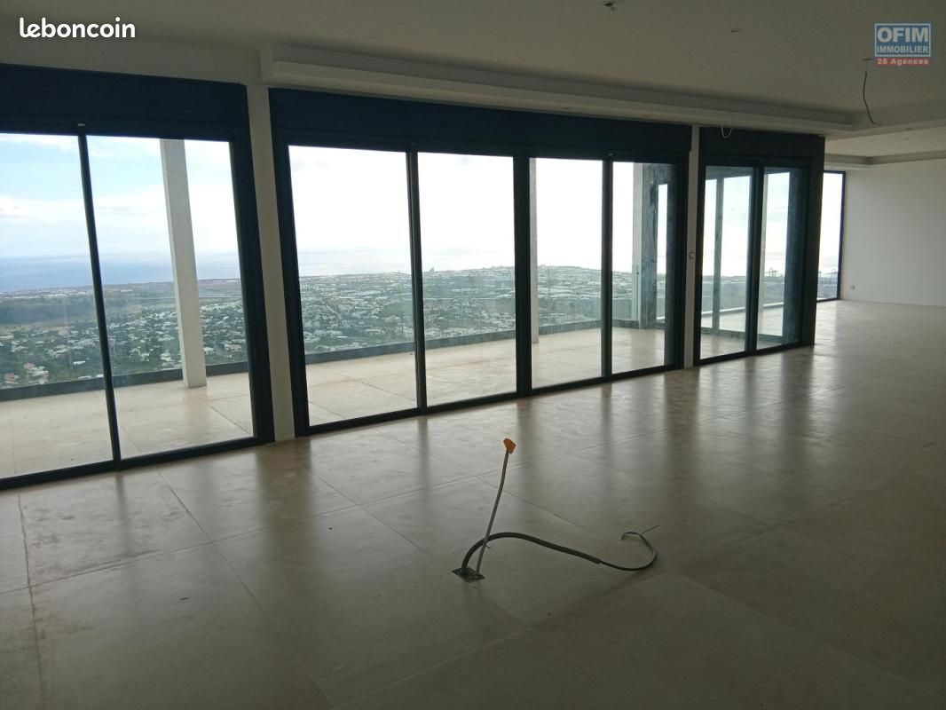 Maison 6 pièces 250 m² · à La Possession · 250 m² · 755 000 €