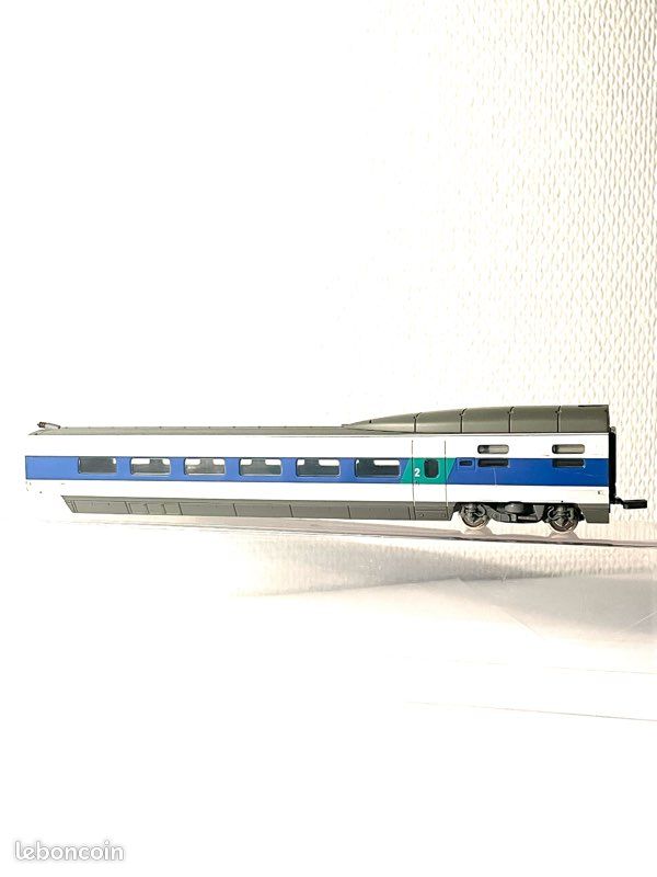 rame TGV/HO MEHANO/TGV pos 1 NIVEAU/RAME 235/SIGLE CASQUETTE