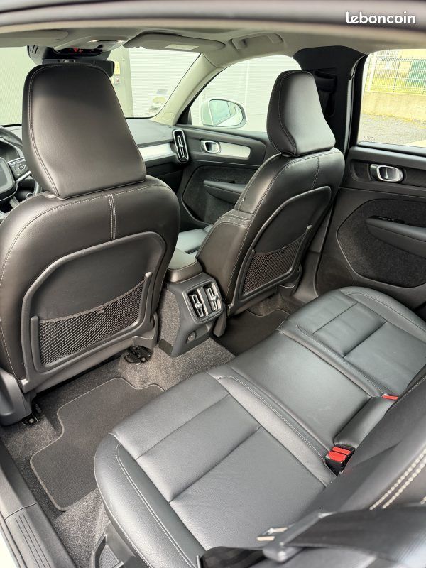 Volvo xc40 - 2.0 d4 -190 ch - awd momentum geartronic - garantie 3 mois (image 9)