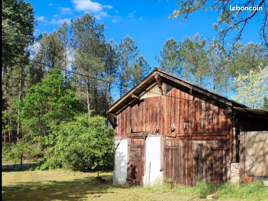 Terrain constructible de 2547 m² Gourbera · 169 000 €