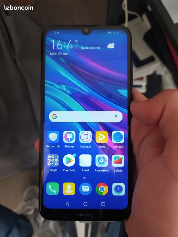 Huawei Y6 (image 1)
