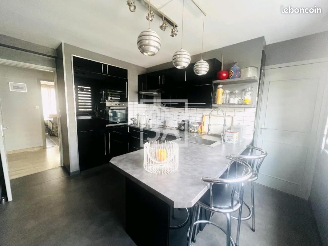 Appartement 5 pièces 111 m² · à Béthune · 111 m² · 167 500 €