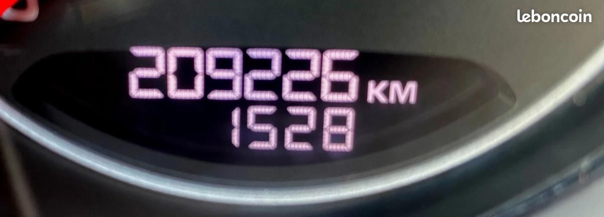 Porsche Cayenne Diesel 3L V6 Belle configuration En bon état (image 3)