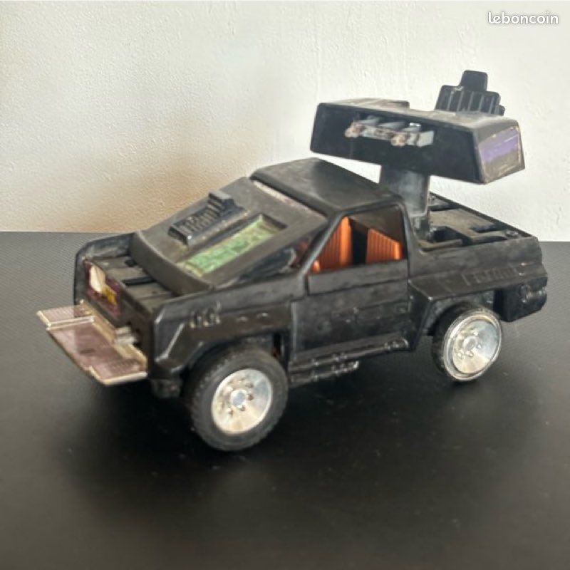 KENNER M.A.S.K Jackhammer vehicle with box 100% Complete
