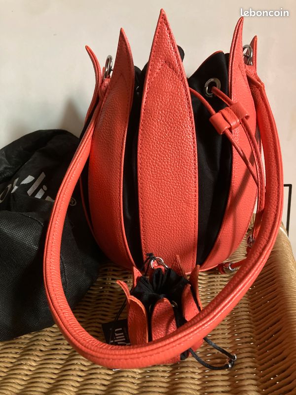 Sac à Main Bandoulière Conifer Wood Rouge Tulipe En Treillis - Qualité Supérieure, 36x26 Cm, Zip & Poches Intérieures