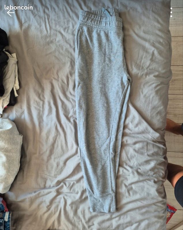 Survet gris nike (image 4)