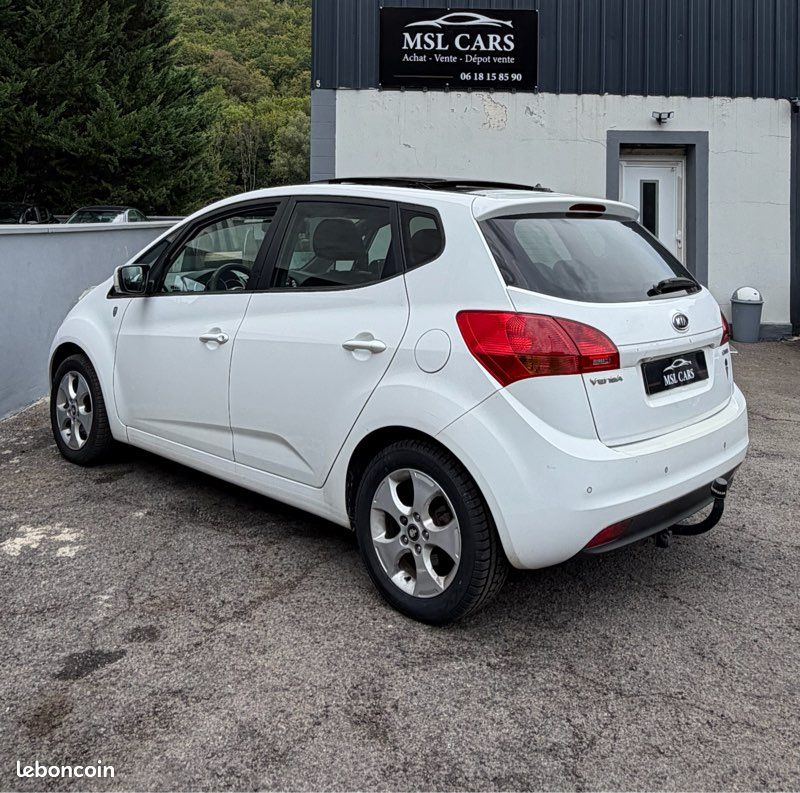 Kia venga 1.6 crdi 115cv boîte 6 moteur à chaîne très bien optionné (image 3)