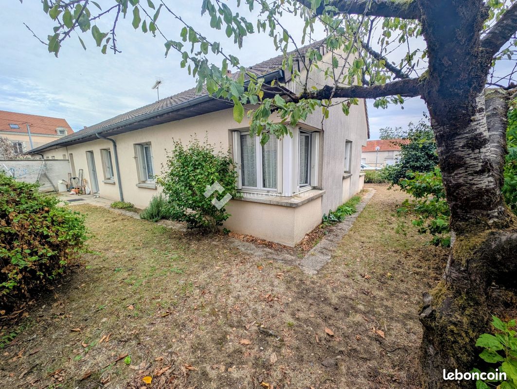 Maison 4 pièces 93 m² · à Châtellerault · 93 m² · 106 000 €