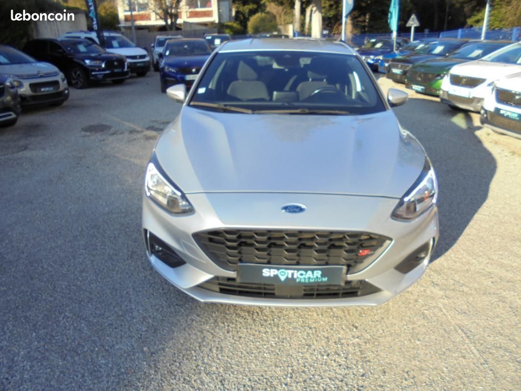 Ford Focus 1.0 EcoBoost 125 BVA8 ST Line (image 2)
