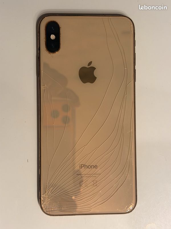 Vend I Phone XS Max 256 Go avec oreillettes, coque et films protecteurs - 100 euros (image 3)