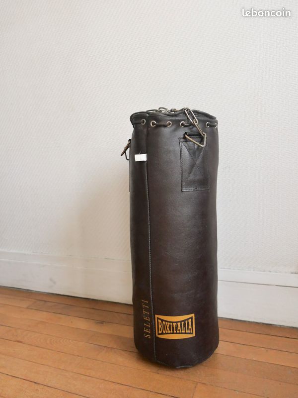 Sac de boxe marron vintage rétro non rempli cuir de chèvre