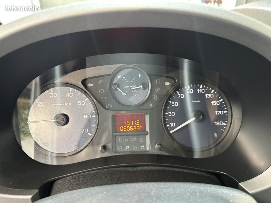 Peugeot Partner Tepee 1.6 BlueHDi 120ch SetS BVM6 +91000KMS (image 14)