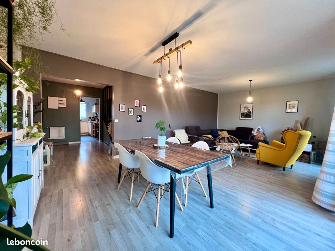 Appartement 5 pièces 111 m² · à Olivet · 111 m² · 159 000 €