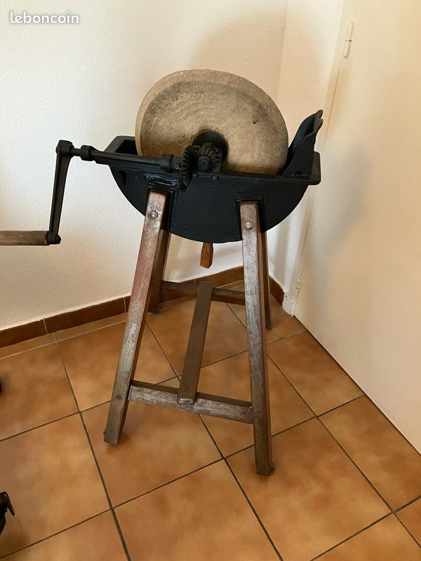 Meuleuse ancienne (image 3)