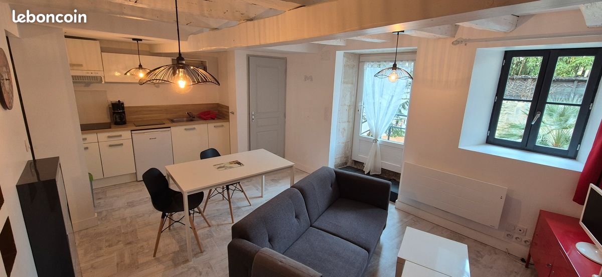 Appartement 1 pièce 30 m² · à Niort · 30 m² · 502 €