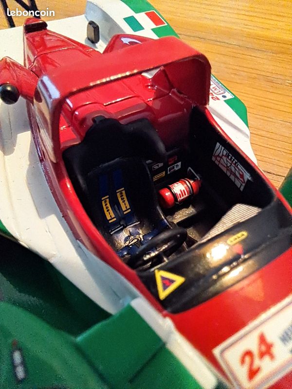Spark Lola B2K/10 #20 Talkline – Le Mans 2000 – échelle 1/43, Blanc Et Rouge, état Nickel