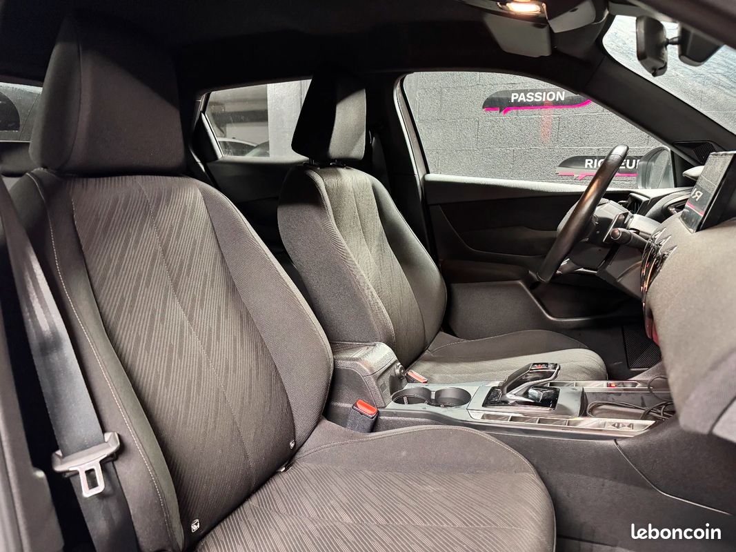 DS DS3 Crossback 1.2 Puretech 131 cv EAT8 Boite auto CHIC / COURROIE CHANGER ET ENTRETIEN FULL DS 12580 (image 13)