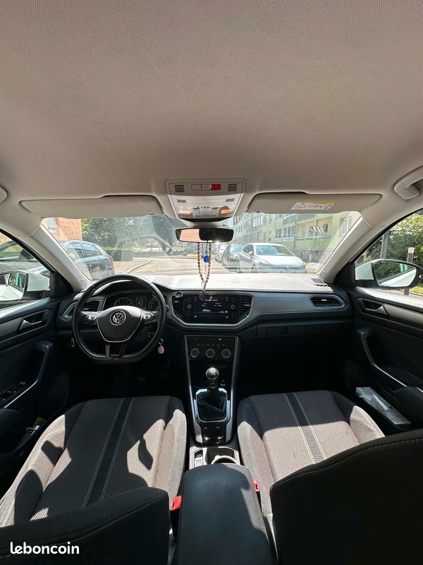 Volkswagen T-Roc 1.0 TSI 110 Ch Lounge (image 3)
