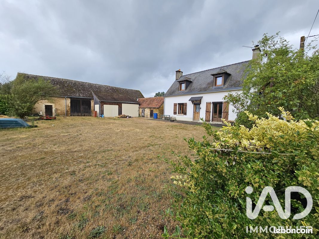 Maison 4 pièces 110 m² · à Montfort-le-Gesnois · 110 m² · 155 000 €