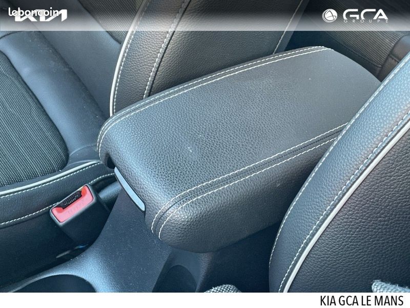 Kia Stonic 1.0 T-GDi 120ch MHEV GT Line (image 16)