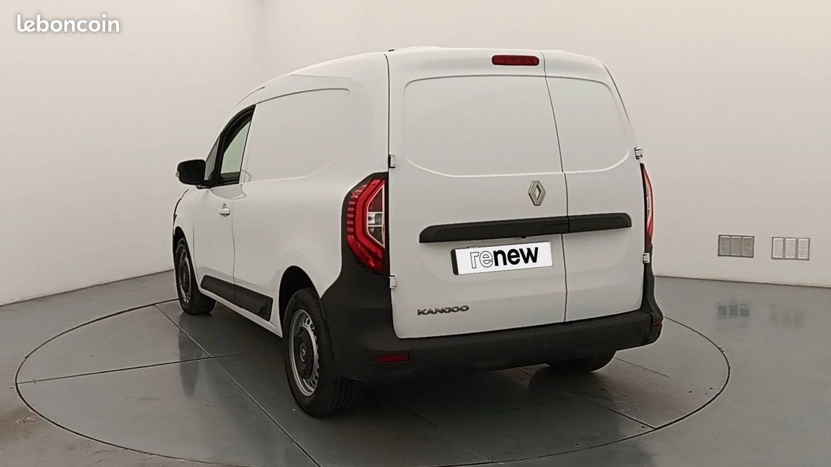 Renault kangoo van blue dci 95 extra 22 (image 15)