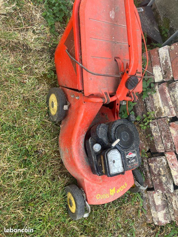 Tondeuse Outils Wolf moteur Briggs & Stratton 4 HP (Pour bricoleur) (image 2)