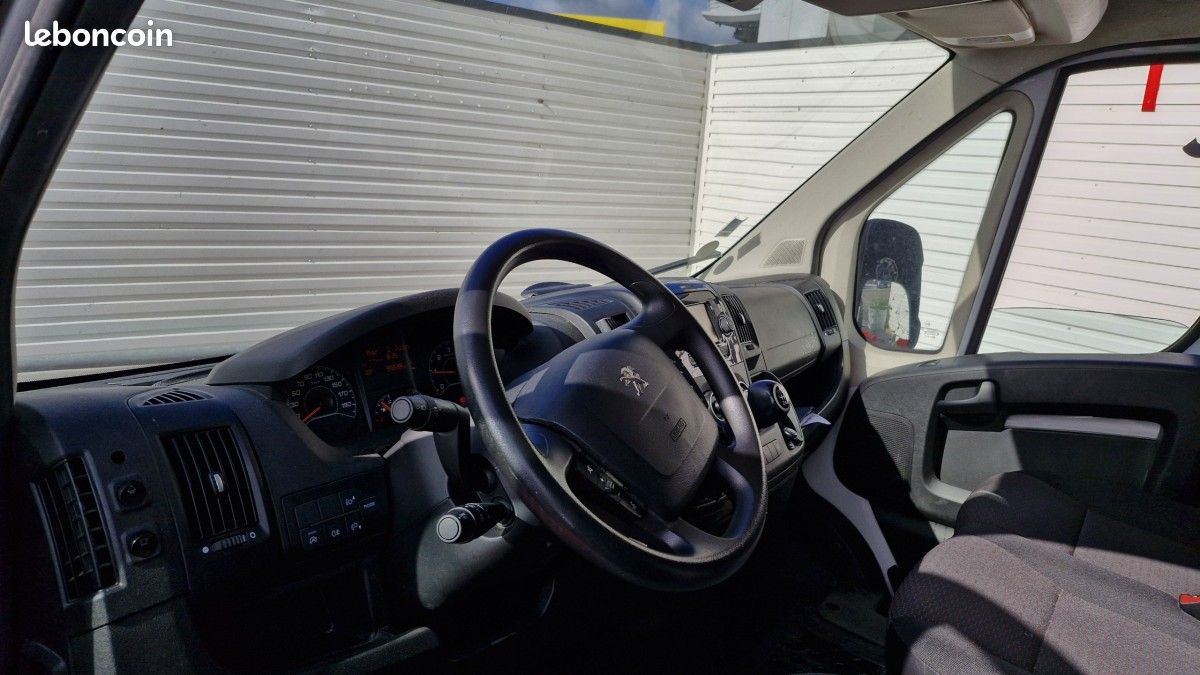 Peugeot Boxer L2H2 BLUEHDI 120 PREMIUM (image 16)