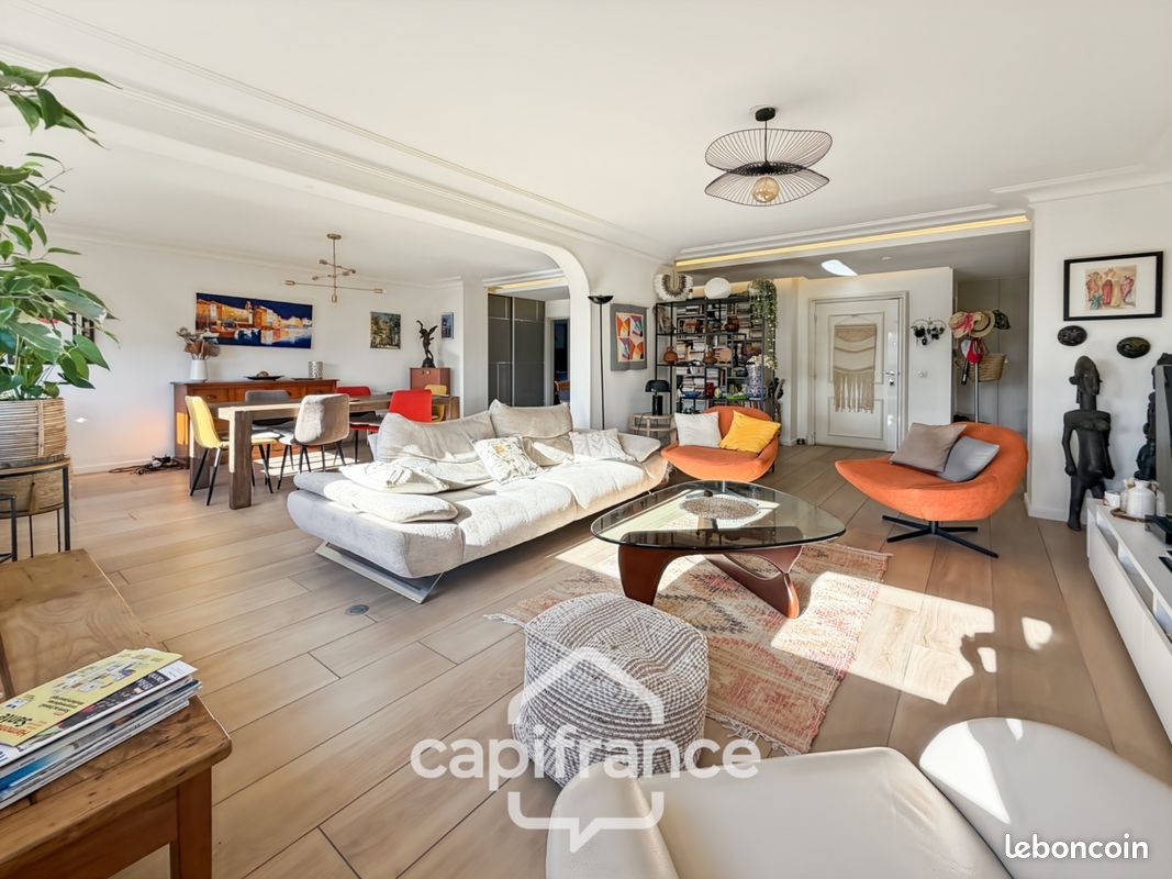 Appartement 4 pièces 147 m² · à Hyères · 147 m² · 600 000 €