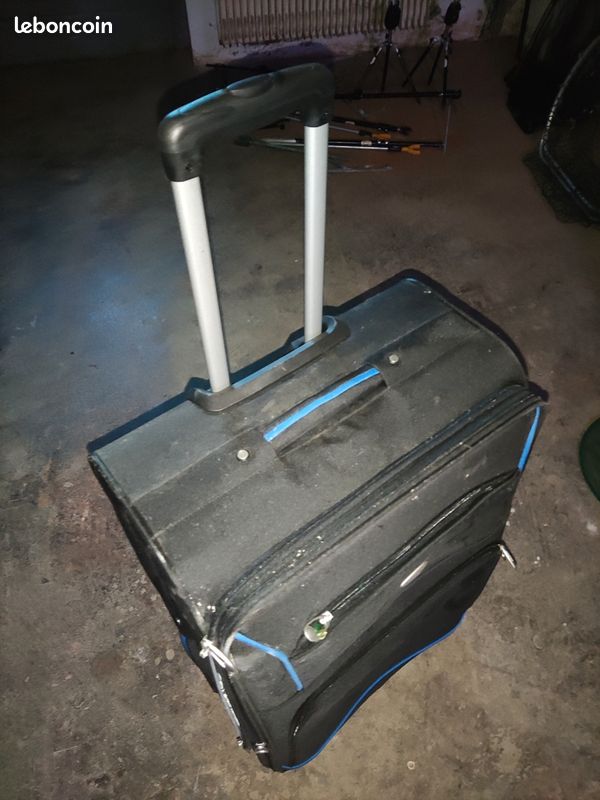 Valise a roulettes (image 3)