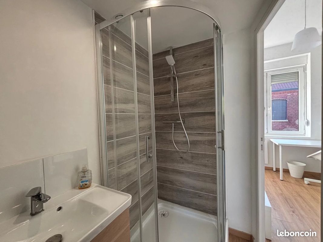 Appartement a louer roubaix - 1 pièce(s) - 93 m2 - Surfyn