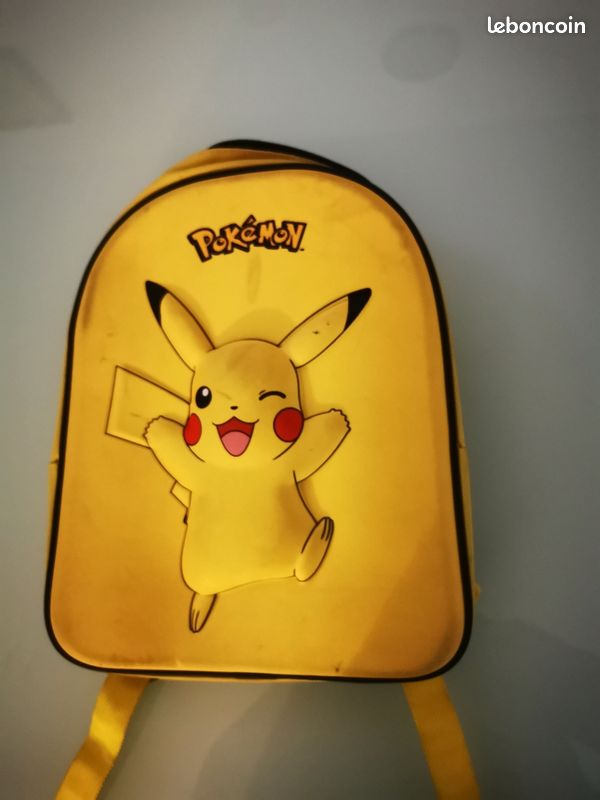 Sac enfant pikachu (image 1)