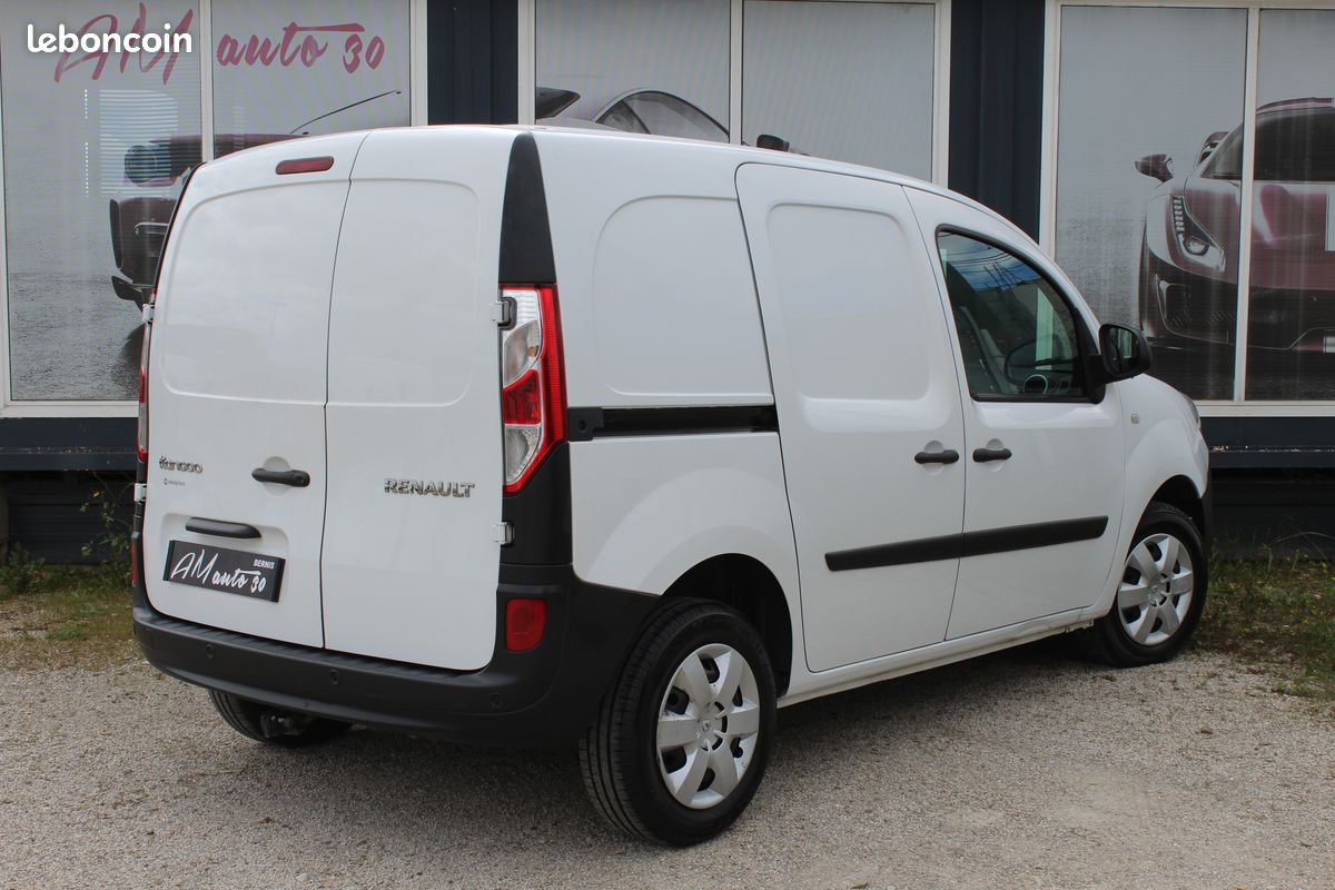 Rnault Kangoo BlueDci 95cv Extra R-Link Kit distri. Kit embrayage fait (image 3)