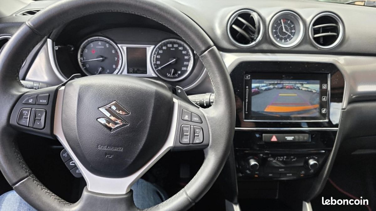 Suzuki VITARA 1.6 VVT PACK AUTO (image 21)