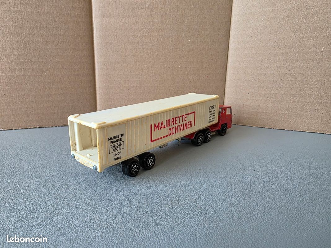 Bernard camion fourragère Majorette N°219 - Collection