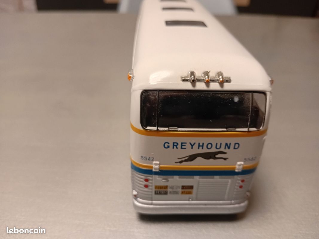 1956 Greyhound Scenicruiser Bus (Coach / Coach / Bus) – 1/43