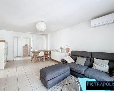 Appartement 299 000 € - 74 m²