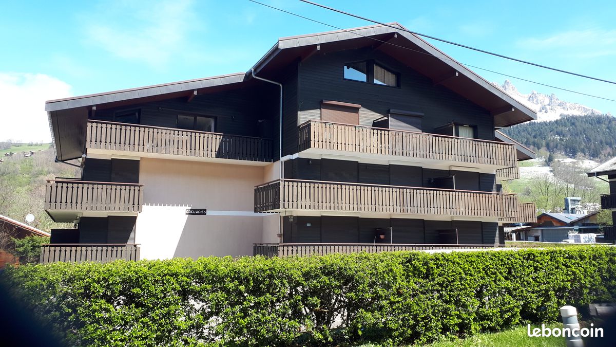 Appartement de 45m2 avec balcon de 14m2 plein sud - Locations saisonnières