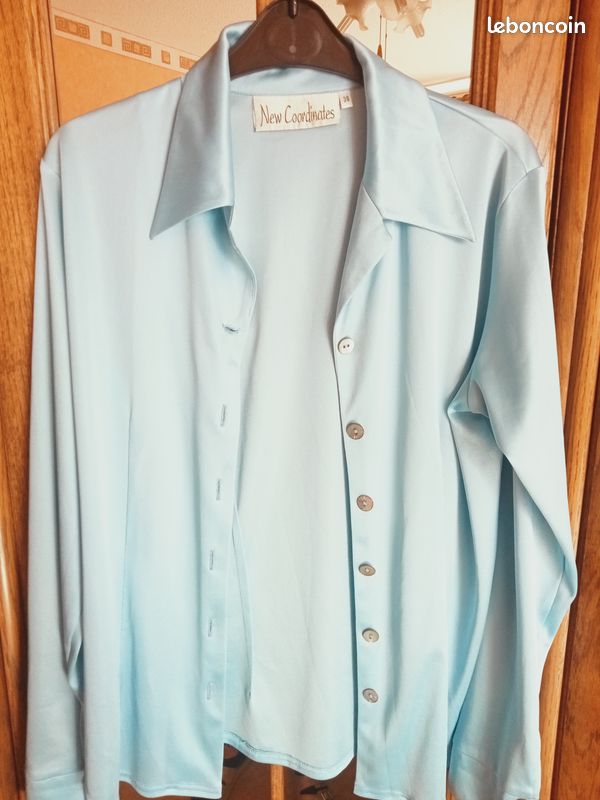 Chemisier bleu satiné femme T 38 vintage 1975 Disco (image 9)