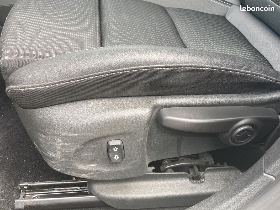 OPEL ASTRA 1.5 d 122 elegance (image 15)
