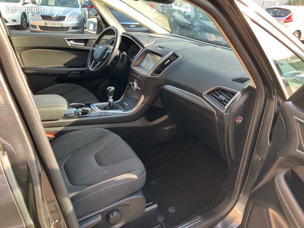 FORD S-MAX 2.0 EcoBlue 150 Ch SS Titanium 7 places (image 7)