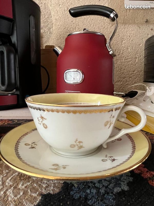 2 tasses à thé et soucoupes vintage LF Véritable Porcelaine dorée (image 4)