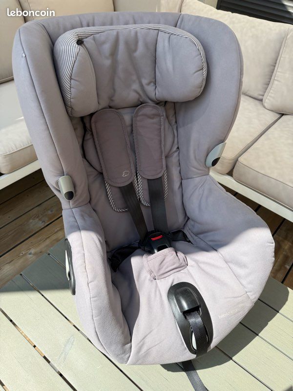 Siège auto Bébé Confort Axiss pivotant (image 1)