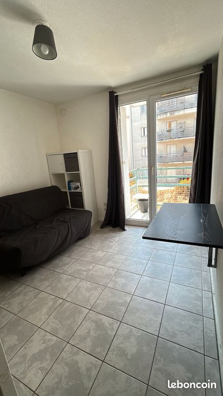 Appartement 1 pièce 14 m² · à Grenoble · 14 m² · 405 €