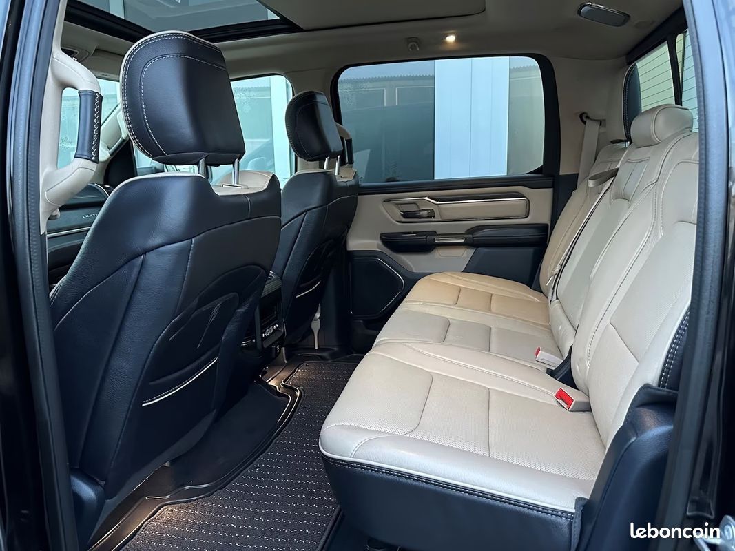 Dodge RAM 1500 Limited 5.7 HEMI eTorque 401 ch 4x4 – Pano – Harman Kardon – 360° – E-Step (image 20)
